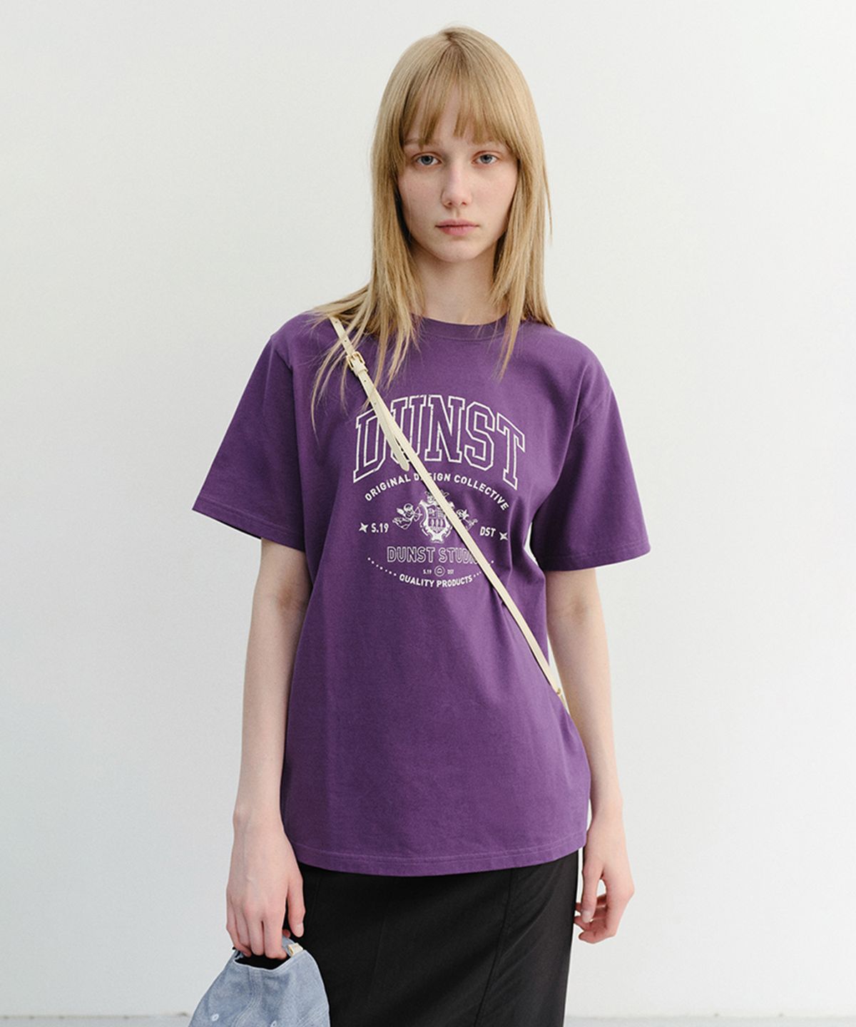던스트(DUNST) UNISEX CUPID ARCH LOGO T-SHIRT_UDTS6B129_DEEP PURPLE