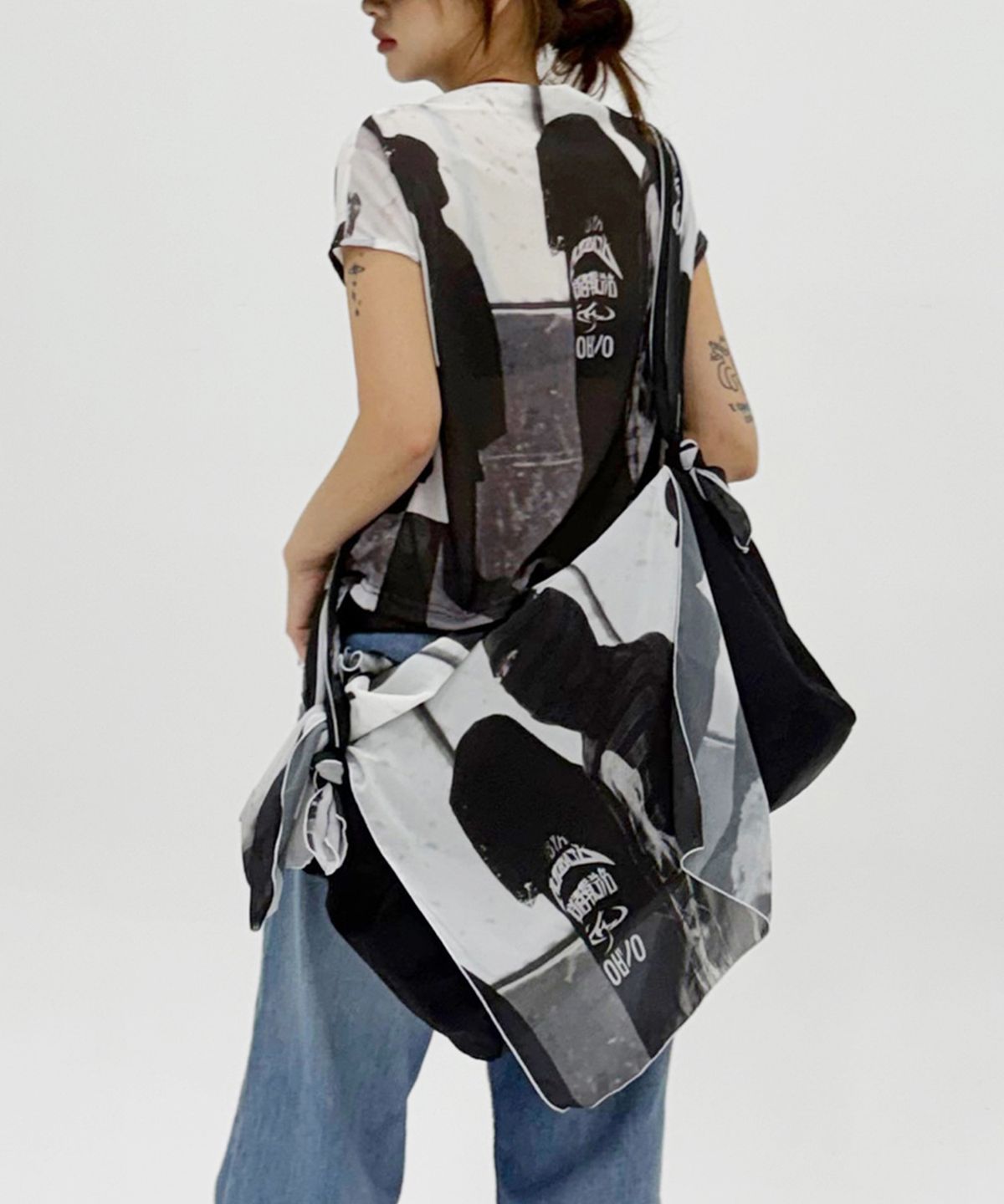 아조바이아조(AJOBYAJO) Cult Parade Scarf Shoulder Bag [BLACK]