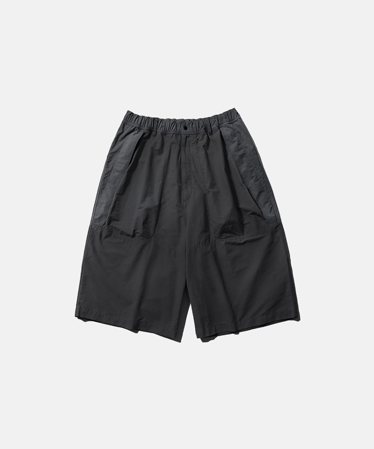 모이프(MOIF) [SS26] HUGE MONSTER SHORTS / CHARCOAL