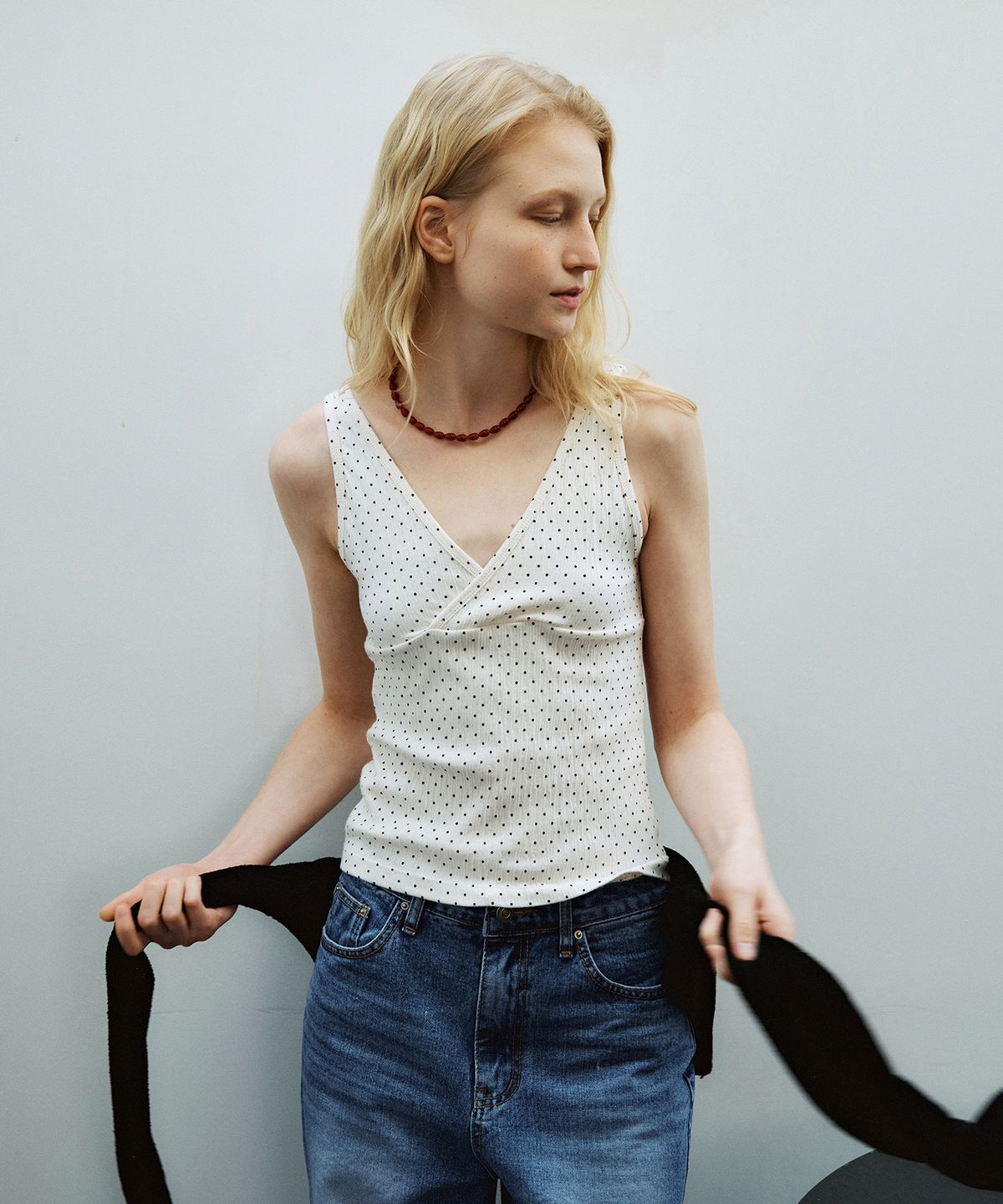로에일(LOEIL) Dot wrap layered sleeveless_Ivory