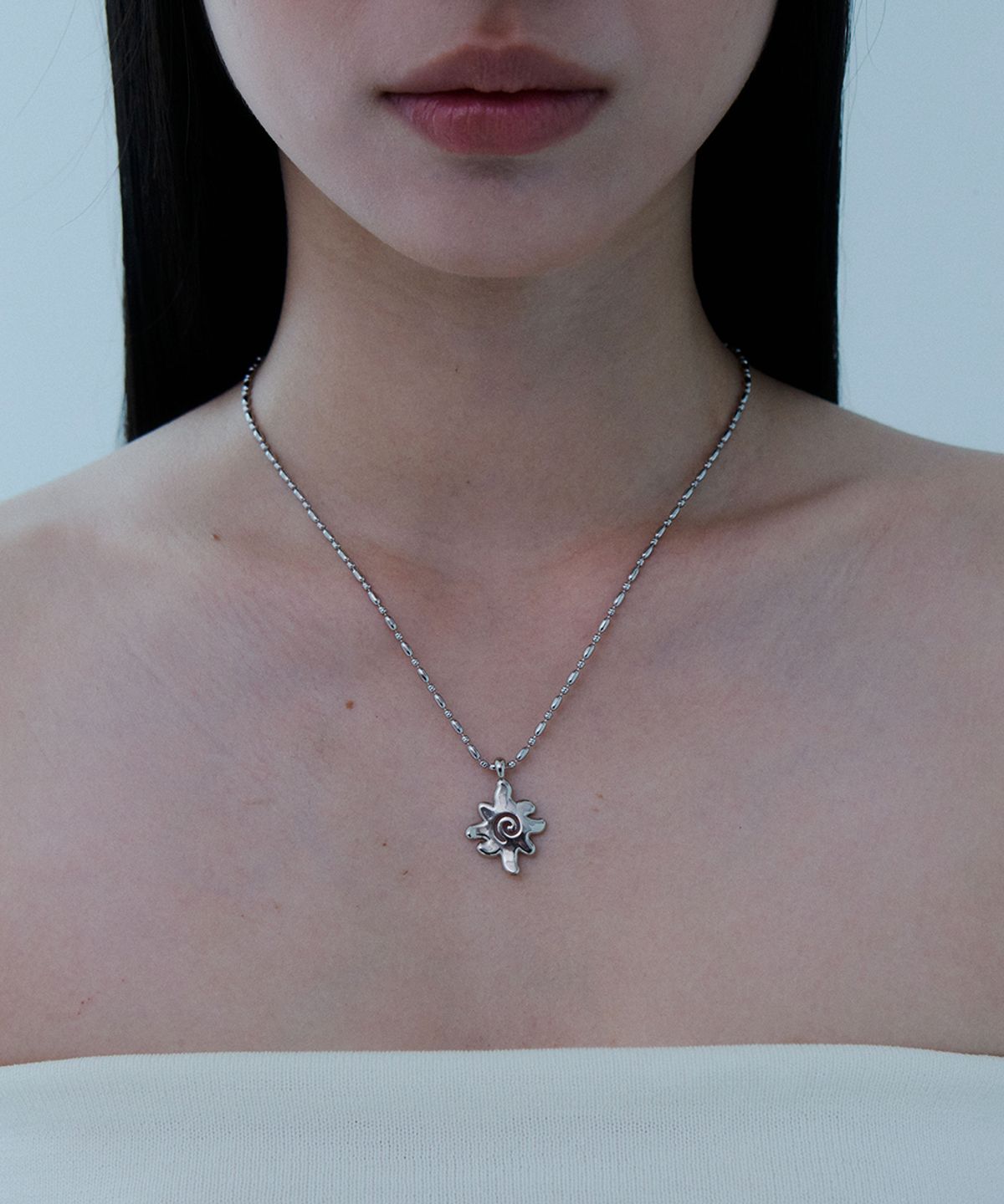러드(LLUD) Sun chain necklace