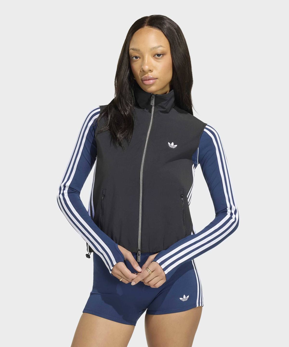 아디다스(ADIDAS) 아딜레늄 시즌 5 슬리브리스 트랙탑 - 블랙 / KY5182