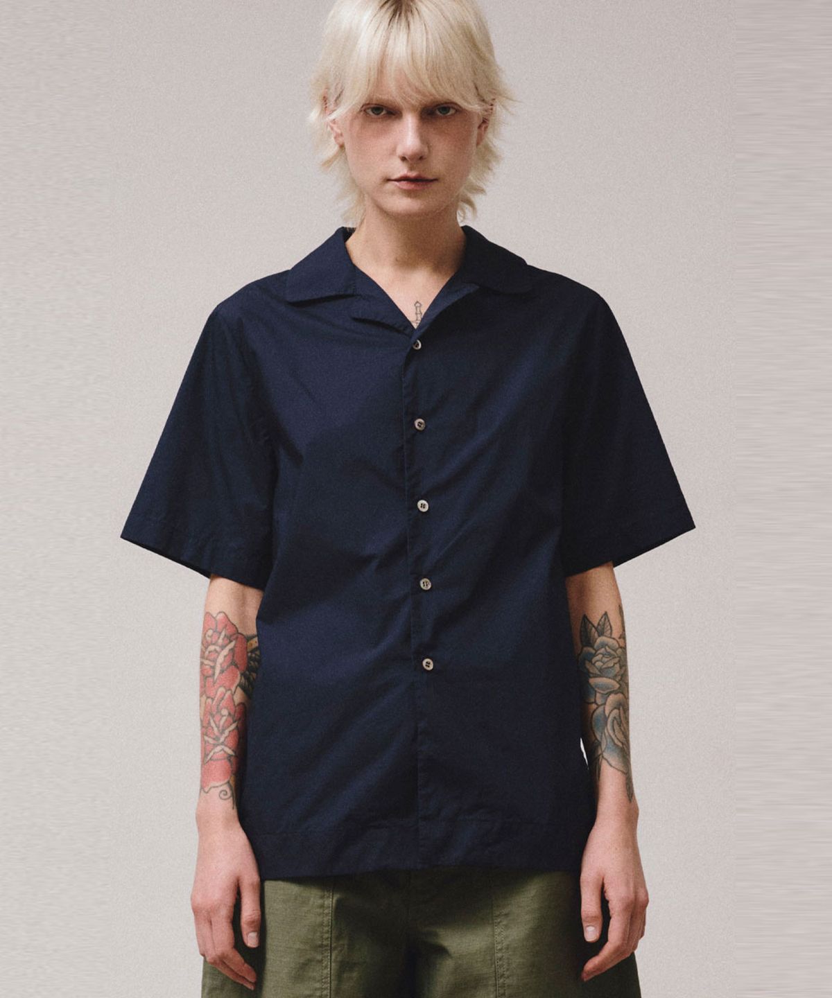 비자비(VIS A VIS) HALF SLEEVED COTTON BUTTON DOWN SHIRT (NAVY)