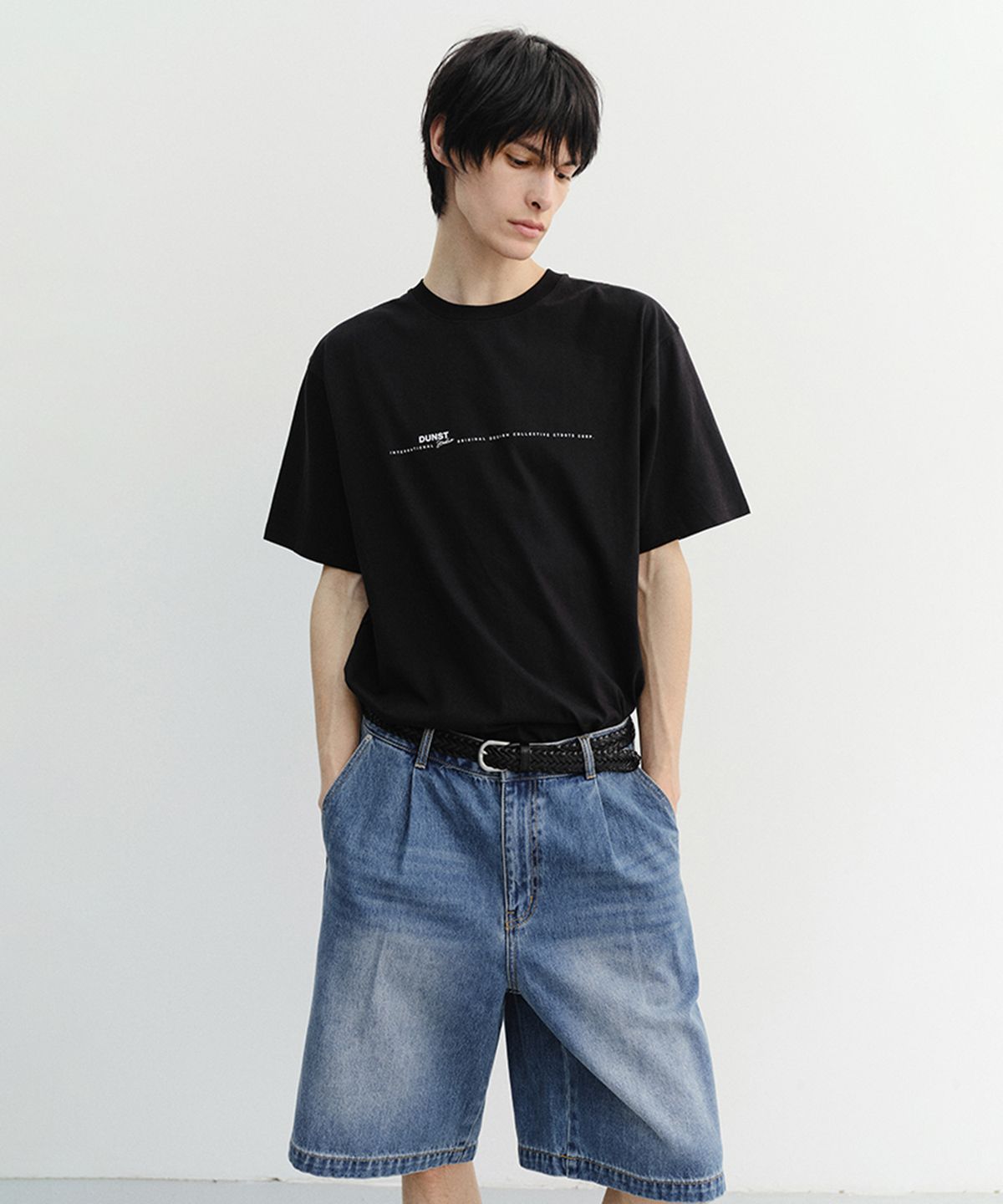 던스트 포 맨(DUNST FOR MEN) MINIMAL LETTERING T-SHIRT_UNISEX_UDTS6B147_BLACK