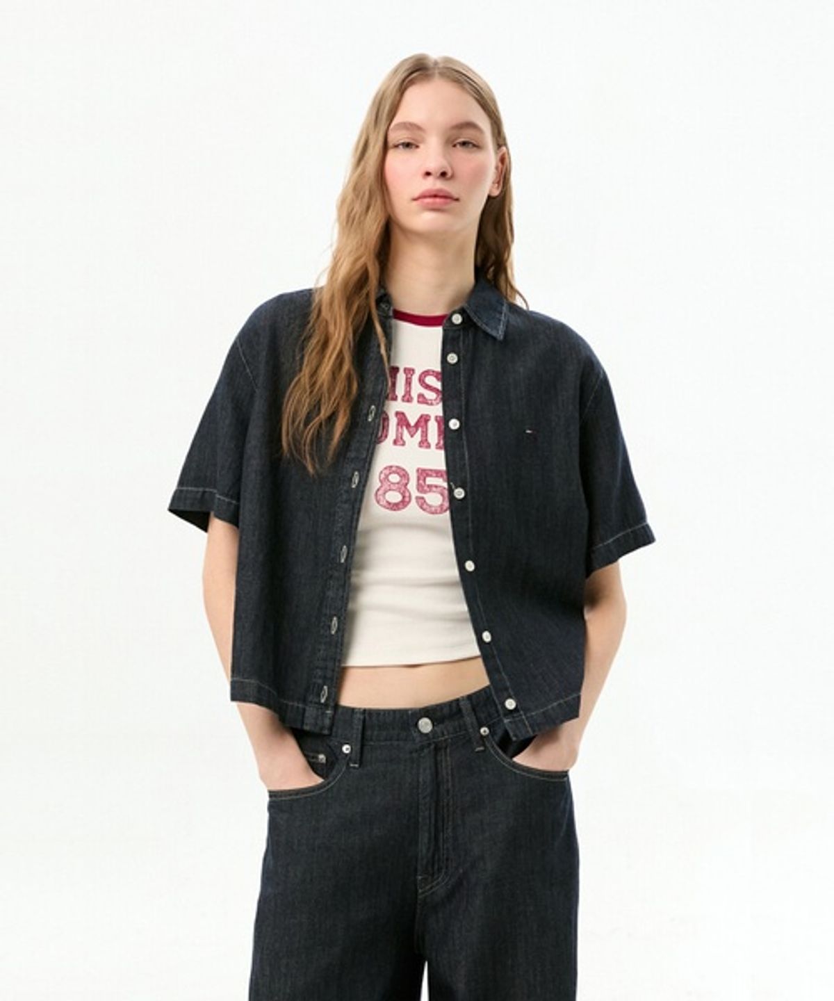 타미진스(TOMMY JEANS) 린넨 블렌드 데님 셔츠 (T32G1NSH03TWL11AP)