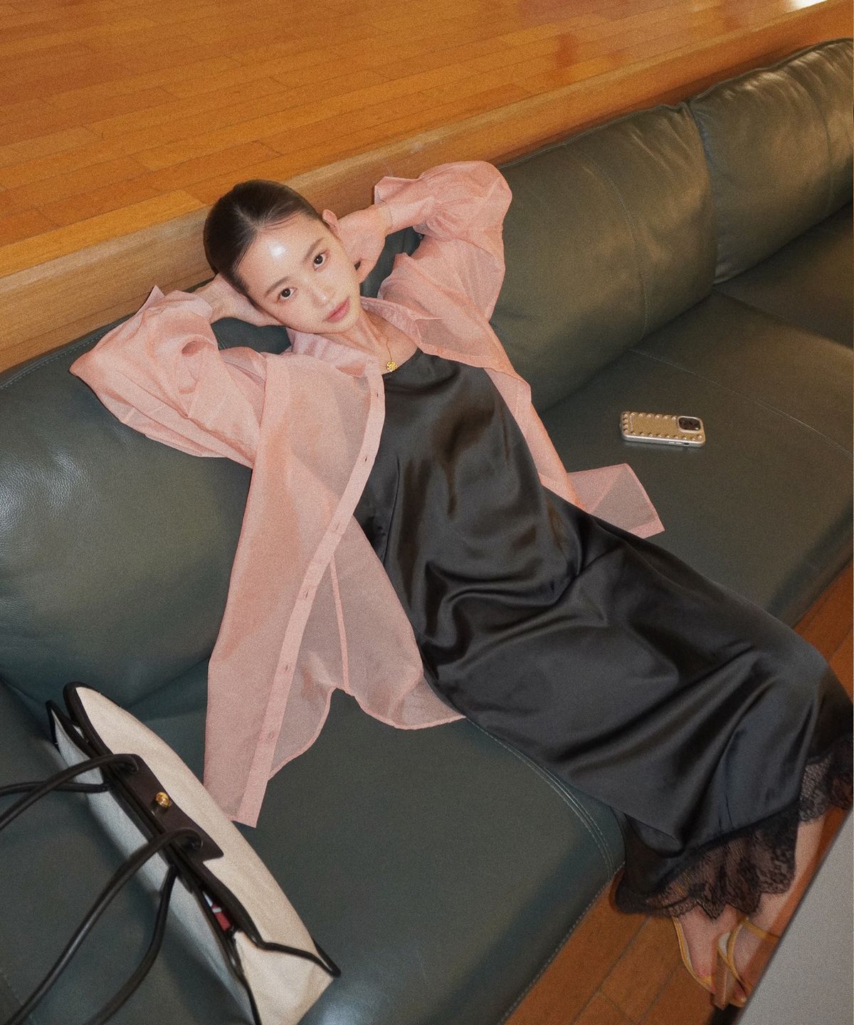멜리앤로즈(MELLY&ROSE) 멜로즈 오간자 시스루 셔츠(314807)