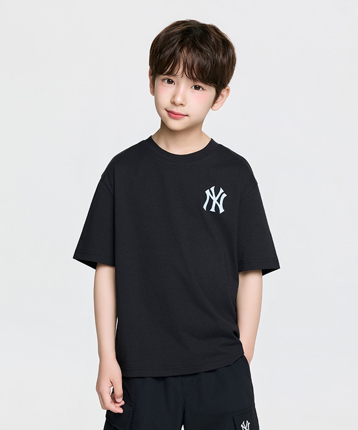 엠엘비 키즈(MLB KIDS) 스트릿 크레용 빅럭스 티셔츠 NY (Black)