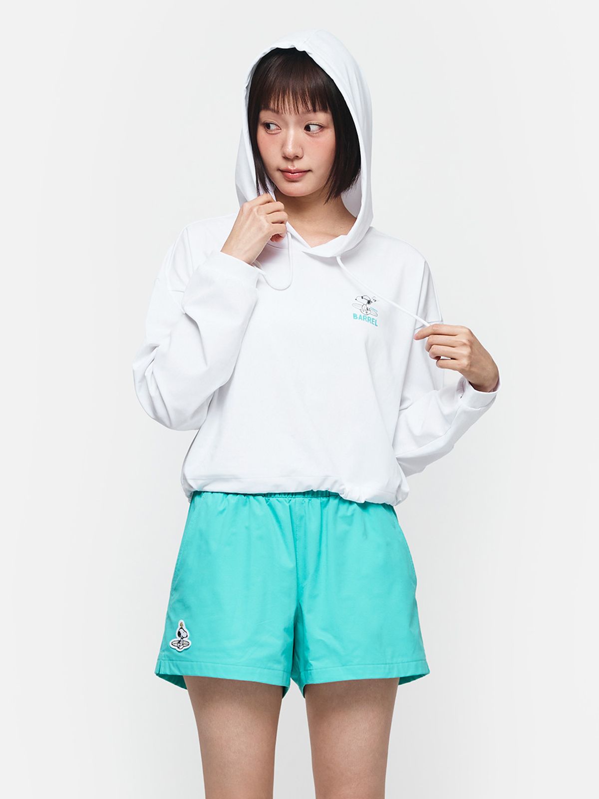 배럴(BARREL) PNTS 우먼 썸머 스누피 후드 래쉬가드 화이트 (B6SWWRG051WHT)