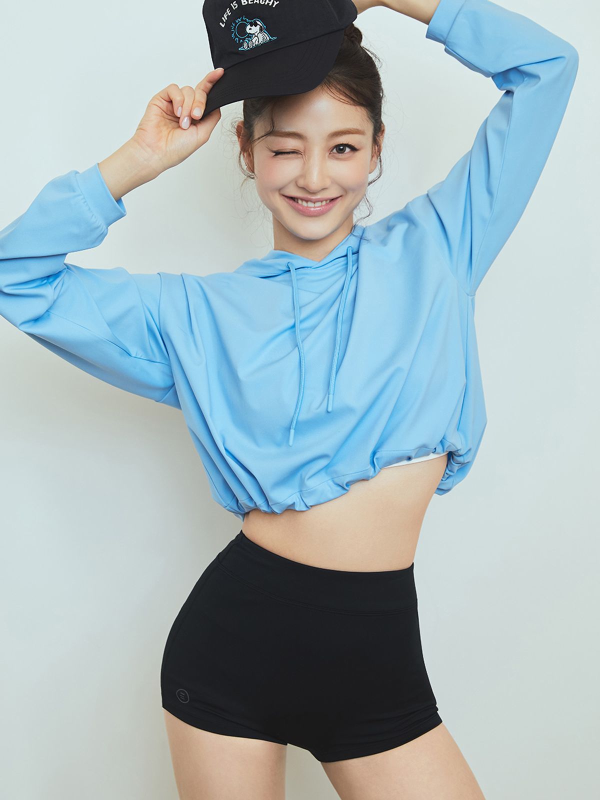 배럴(BARREL) PNTS 우먼 썸머 스누피 후드 래쉬가드 스카이블루 (B6SWWRG051SKB)