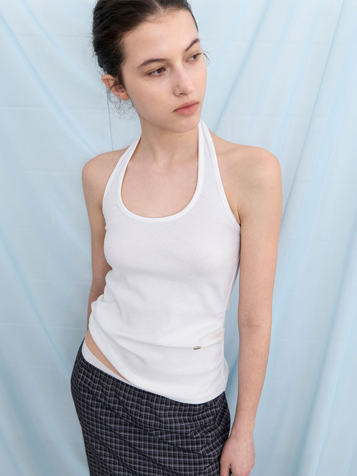 아틀리에 나인(ATELIER NAIN) WAFFLE HALTER SLEEVELESS TOP (T-7206)
