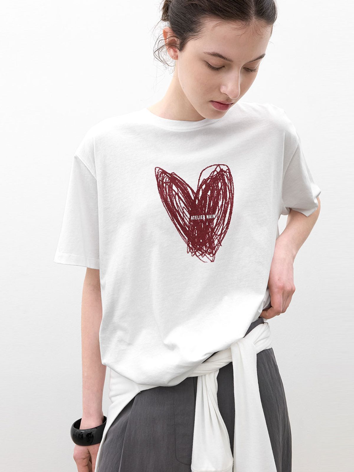 아틀리에 나인(ATELIER NAIN) HEART DRAWING OVER BOX TEE (T-7200)