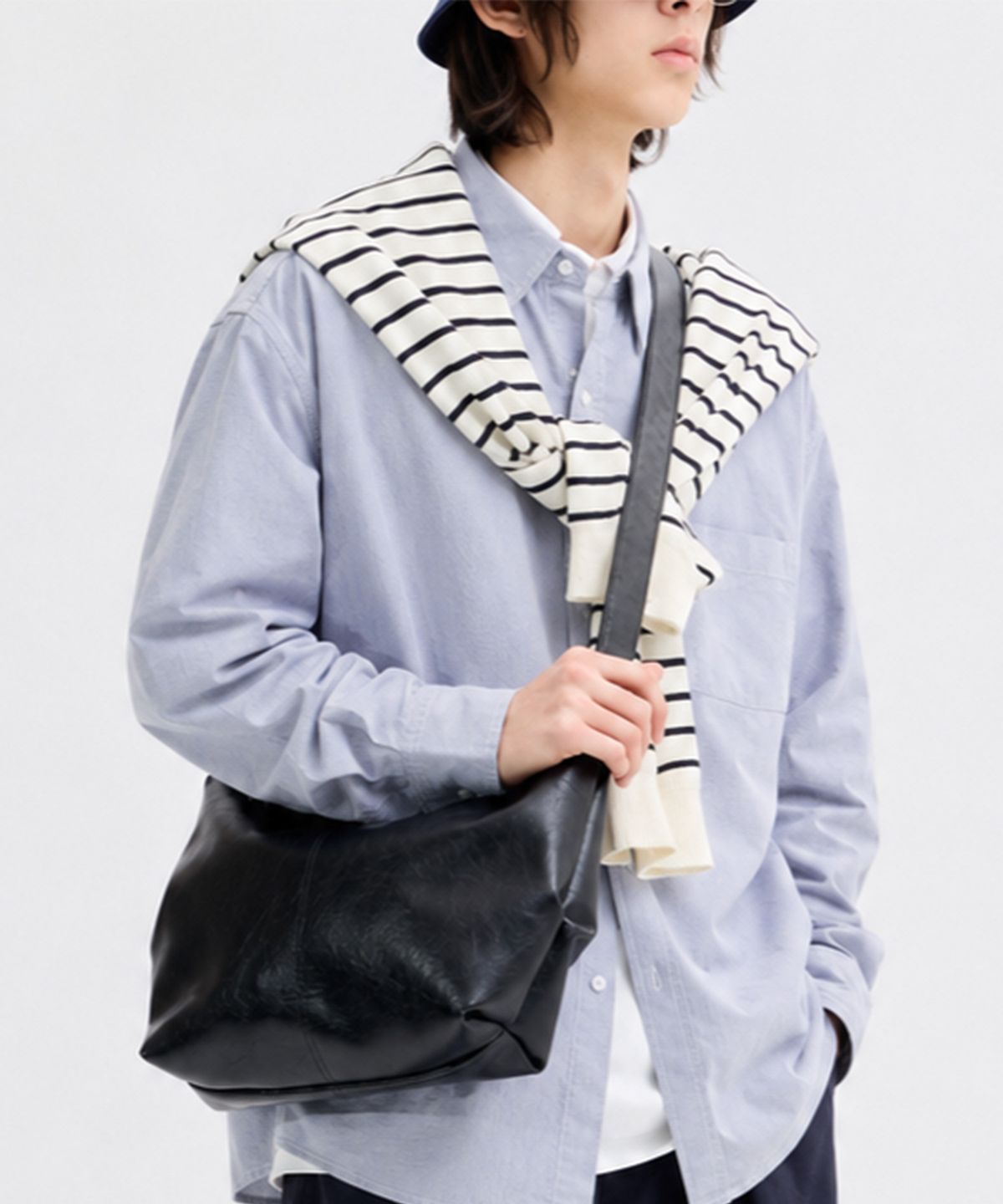 내셔널 퍼블리시티(NATIONAL PUBLICITY) MIDNIGHT CL 메신저 크로스백