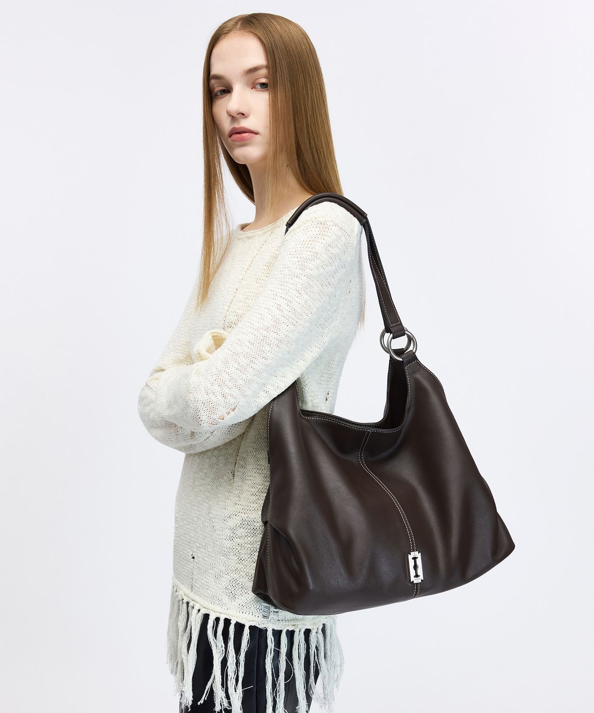 분크(VUNQUE) Halfmoon Attache Two Handle Shoulder (하프문 아타쉬 투 핸들 숄더 미듐) Dark Brown