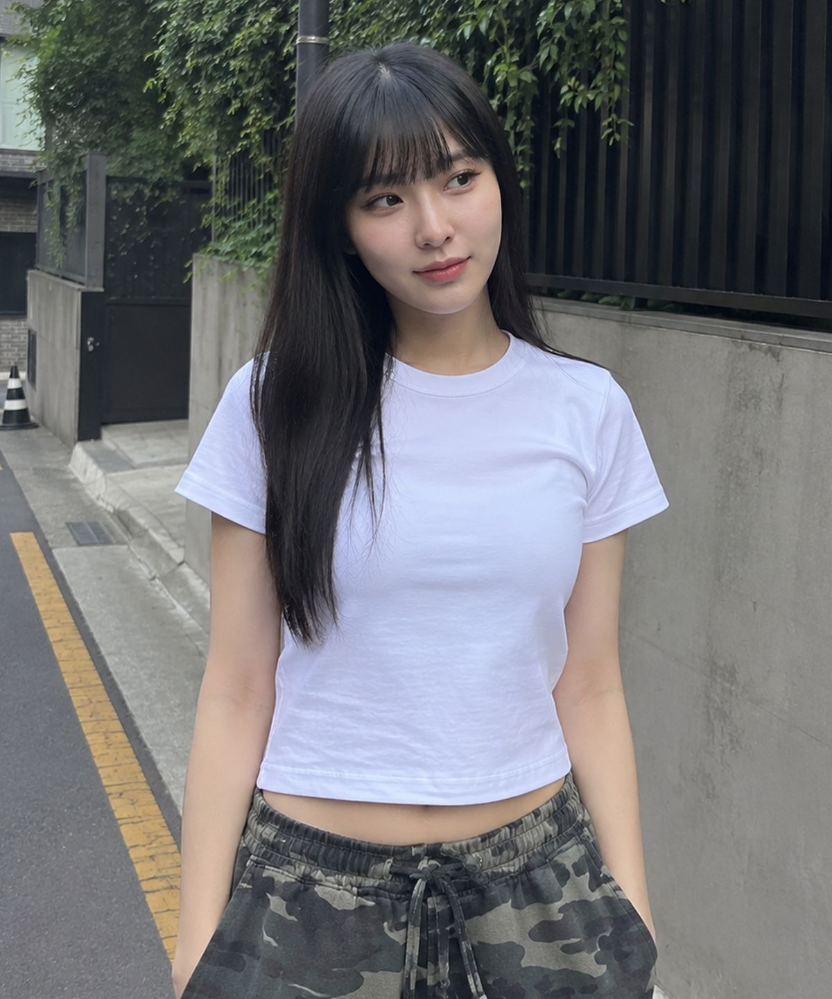 크림소다랩(CREAM SODA LAB) 여성 스탠다드핏 크롭 반팔티 화이트
