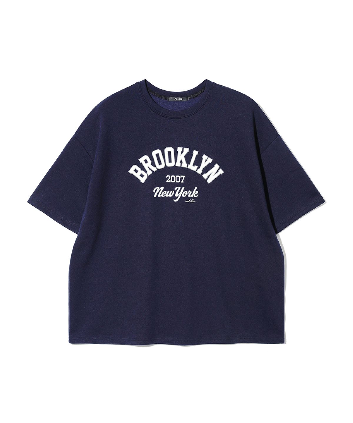 애드호크(ADHOC) 여성 빈티지 무드 브루클린 레터링 세미 루즈핏 반팔 티셔츠 (NAVY) (HC5STA1)