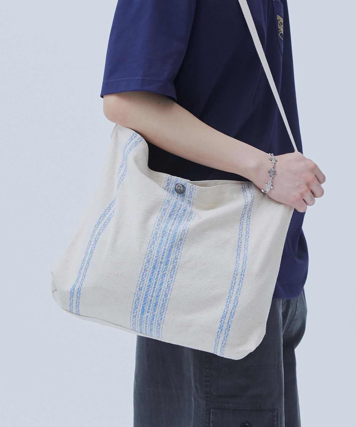 오가프(OGARP) Grain Ethnic Shoulder Eco Bag Blue
