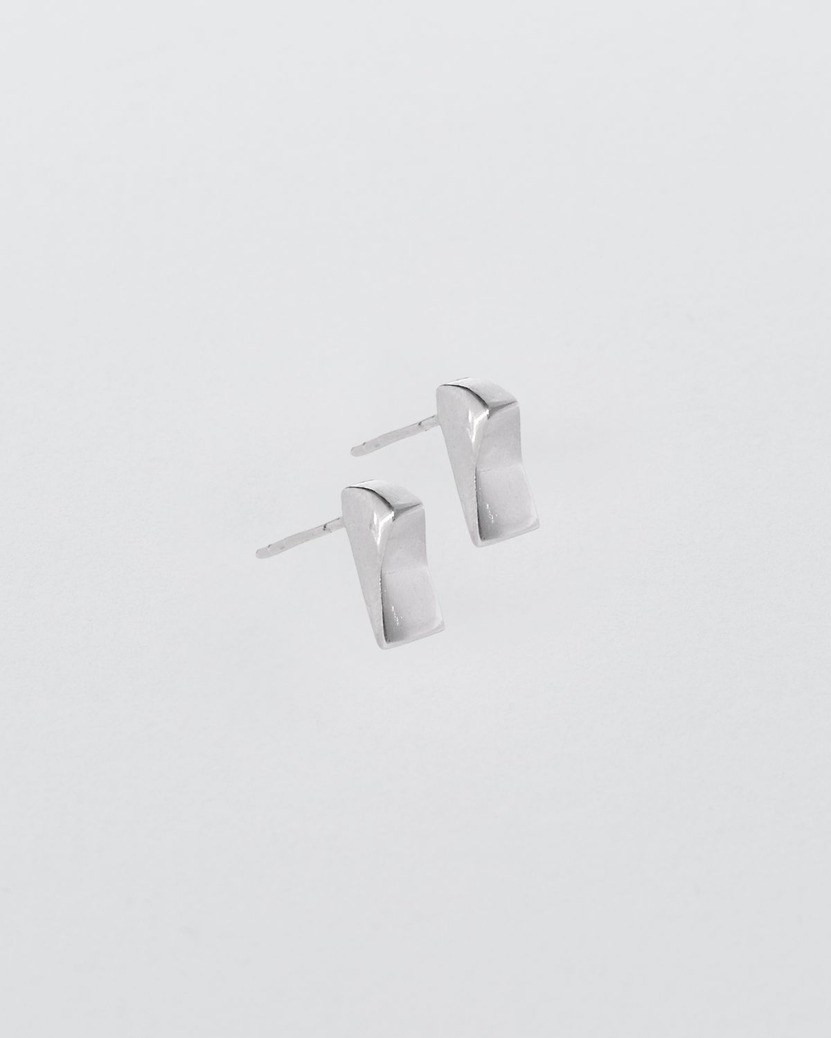 어나더레이어(ANOTHERLAYER) Stone Bar Earring (silver925)