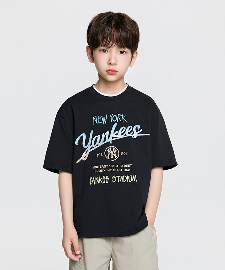 스트릿 그라데이션 레터링 티셔츠 NY (Black)
