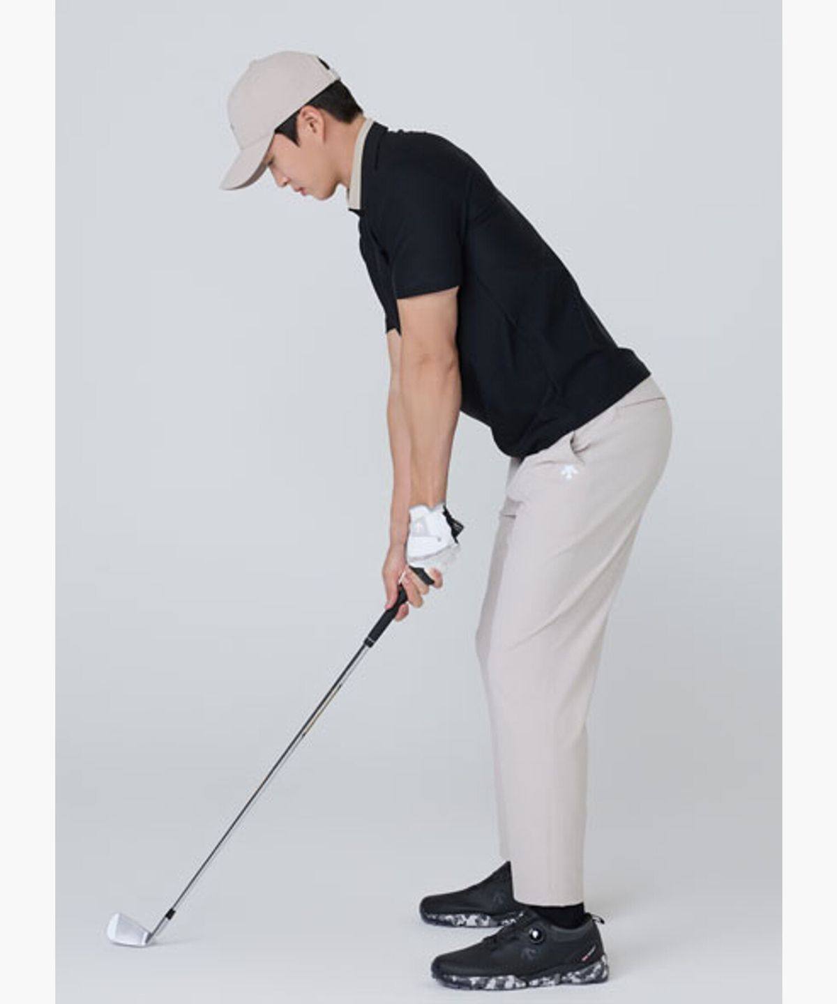 데상트 골프(DESCENTE GOLF) 남성 린넨라이크 테이퍼드핏 팬츠  DR22MFPT4E