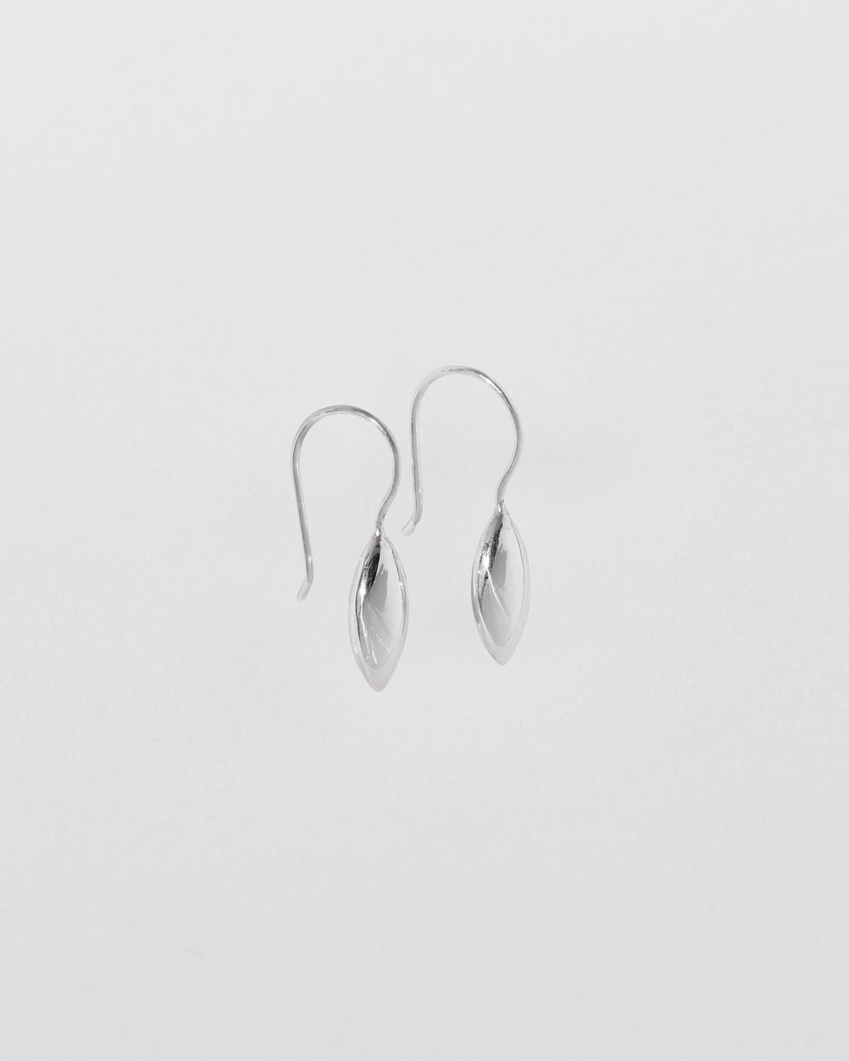 어나더레이어(ANOTHERLAYER) Angie Drop Earring (silver925)