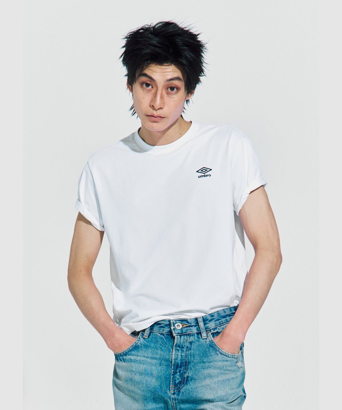 엄브로(UMBRO) [QUICK-DRY] 쿨 스타터 머슬핏 프레쉬 반팔 티셔츠 화이트 UR221CRS52