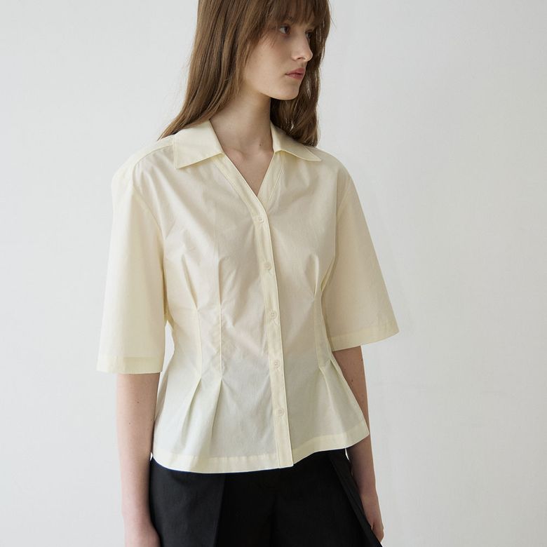 SELA TUCK HALF SLEEVE BLOUSE YELLOW