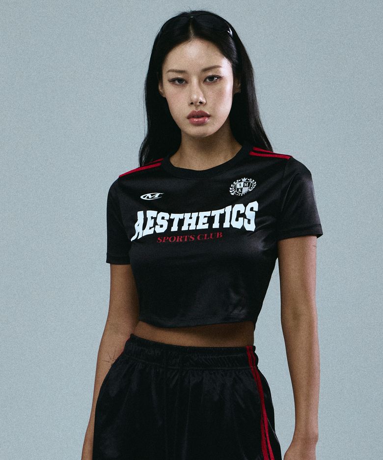 에스테틱 클럽 크롭 저지 티셔츠 (BLACK)