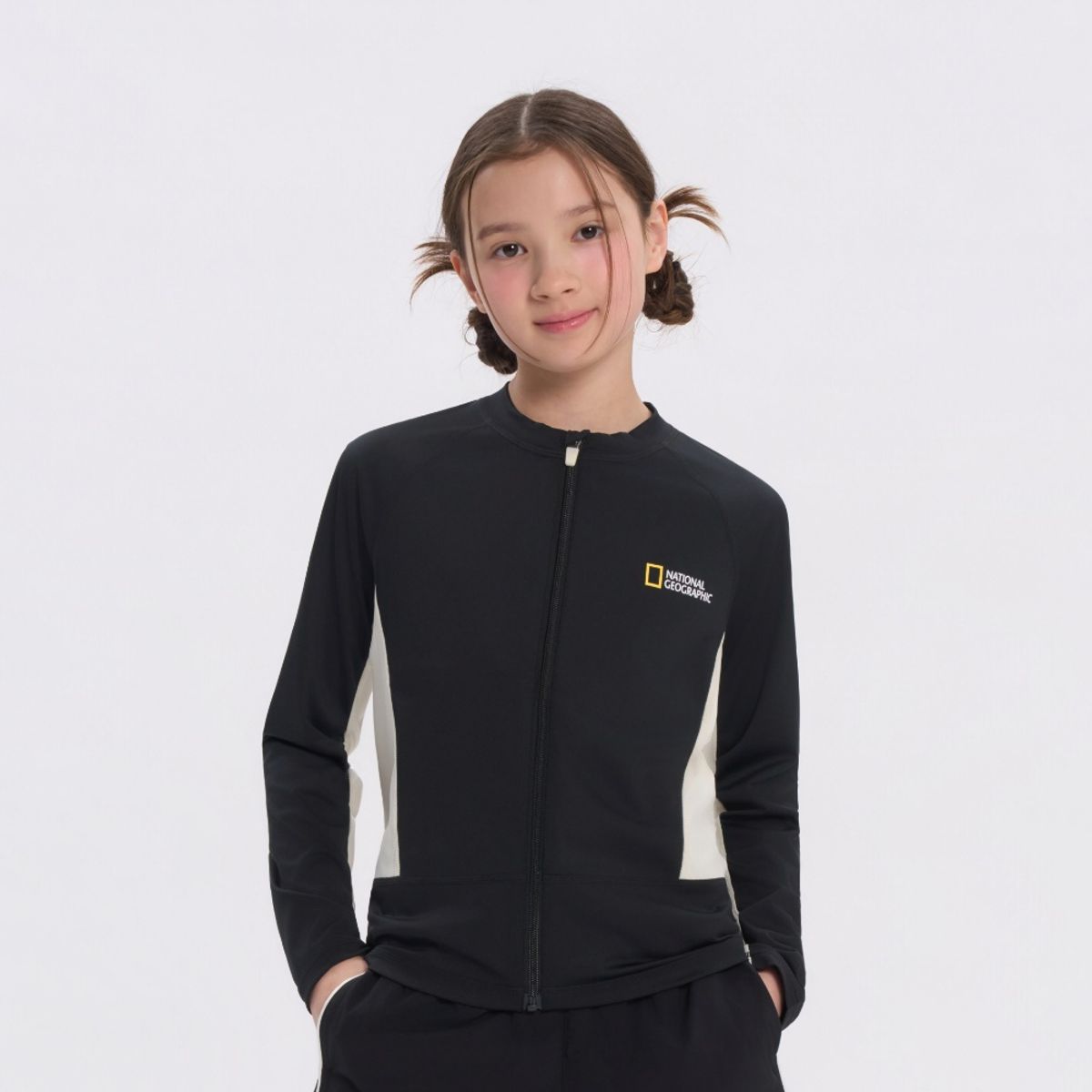 내셔널지오그래픽 키즈(NATIONAL GEOGRAPHIC KIDS) K262GRG610 여아 세미크롭 래쉬가드 F-ZIP CARBON BLACK