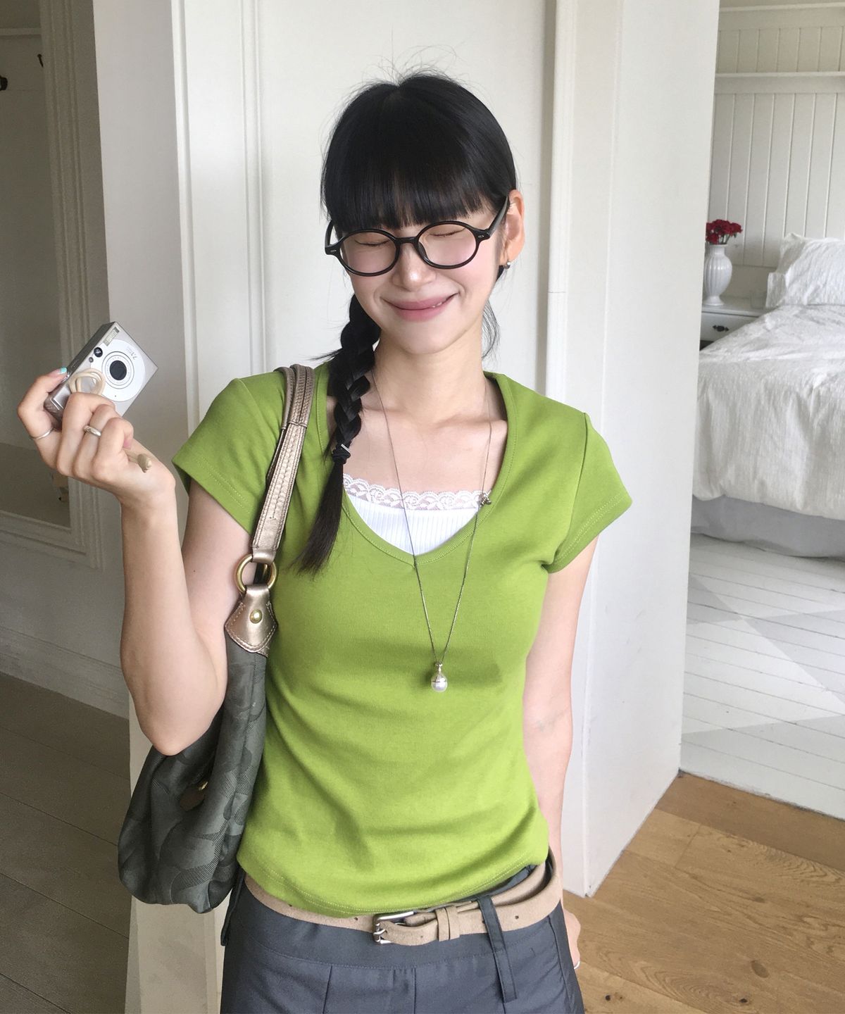 큐리티(CURETTY) C 90S LINE V-NECK HALF-SLEEVE T-SHIRT_OLIVE