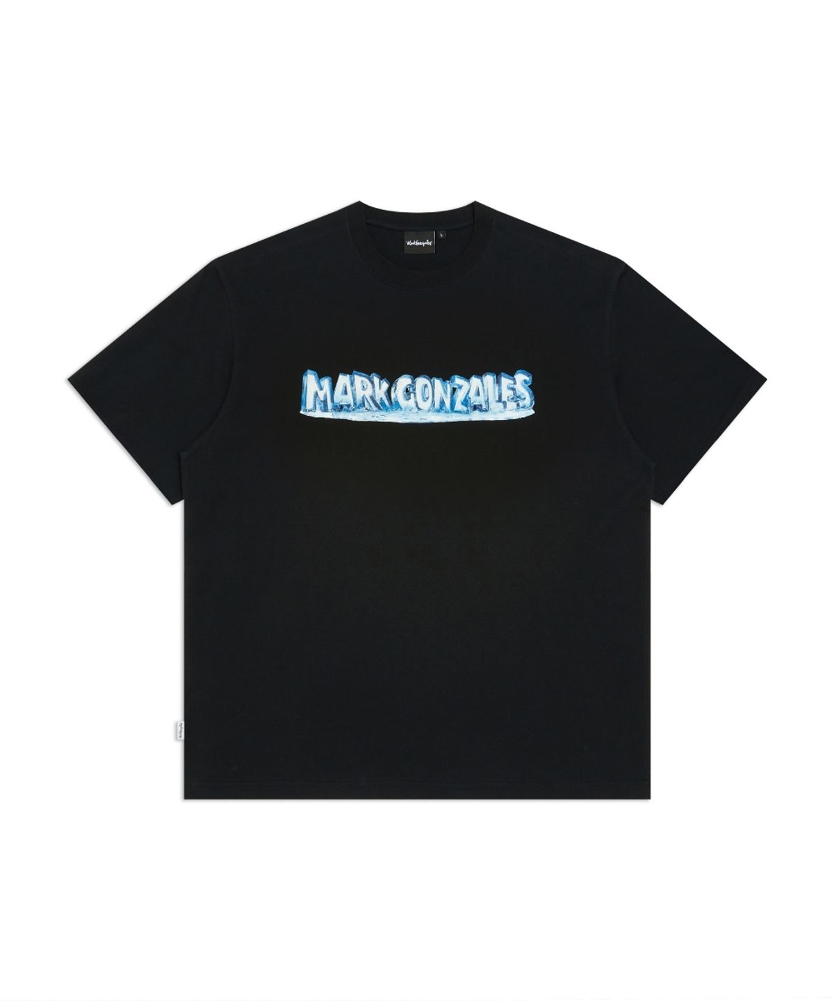마크곤잘레스(MARK GONZALES) MG 아이스 로고 반팔 티셔츠 - BLACK