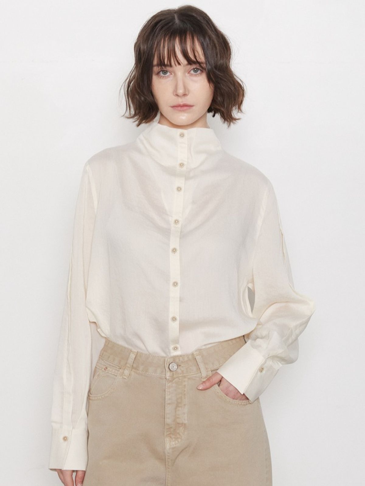 레이허(RAYHER) ACETATE LINE HIGHNECK BLOUSE[3COLORS]