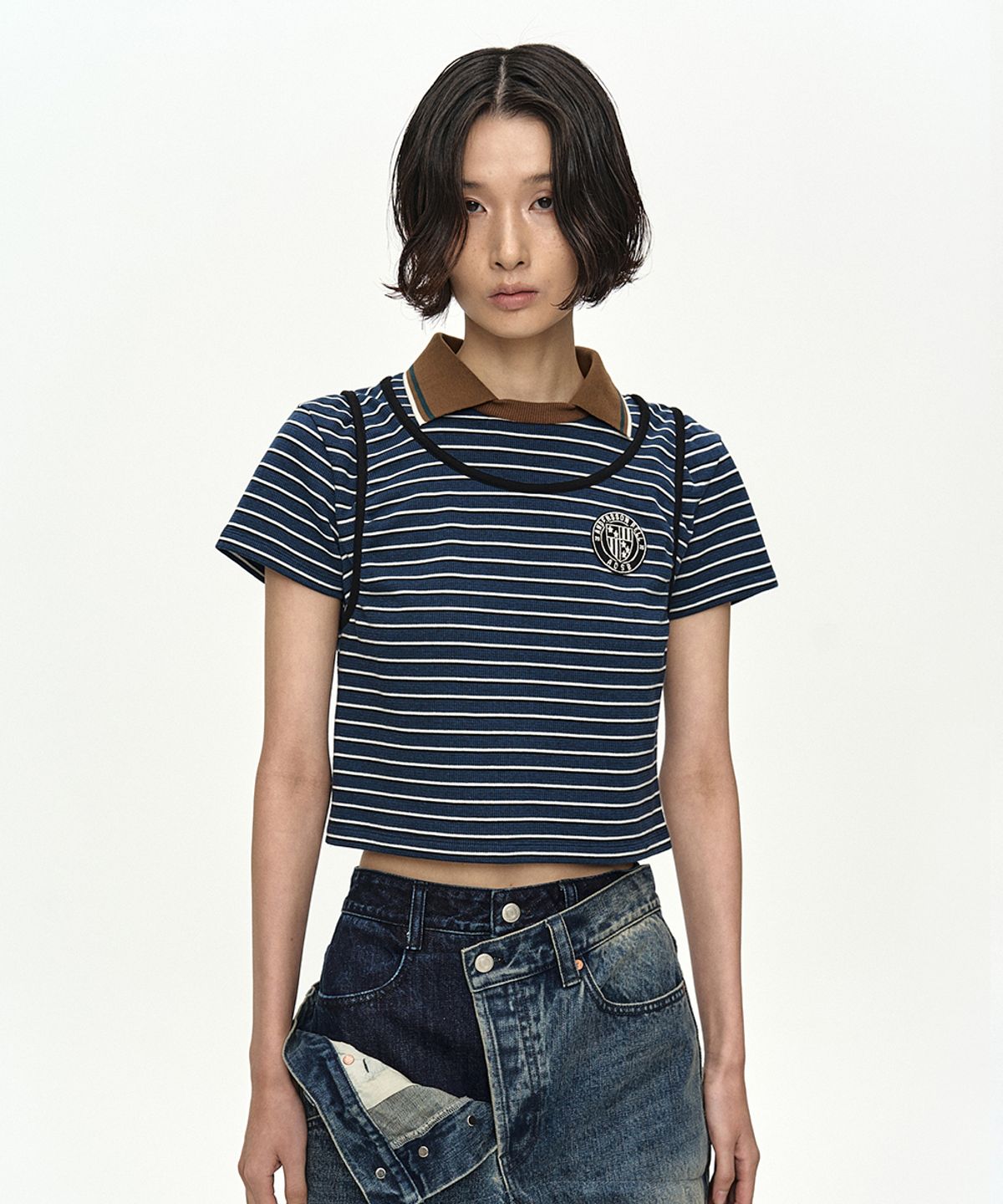 앤더슨벨(ADSB ANDERSSON BELL) SHIRRING BINDING STRIPE COLLAR TOP atb1559w(BLUE)