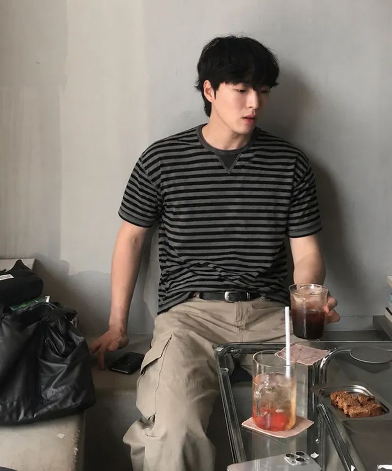 오션 스트라이프 피그 크롭 티셔츠 : 2컬러