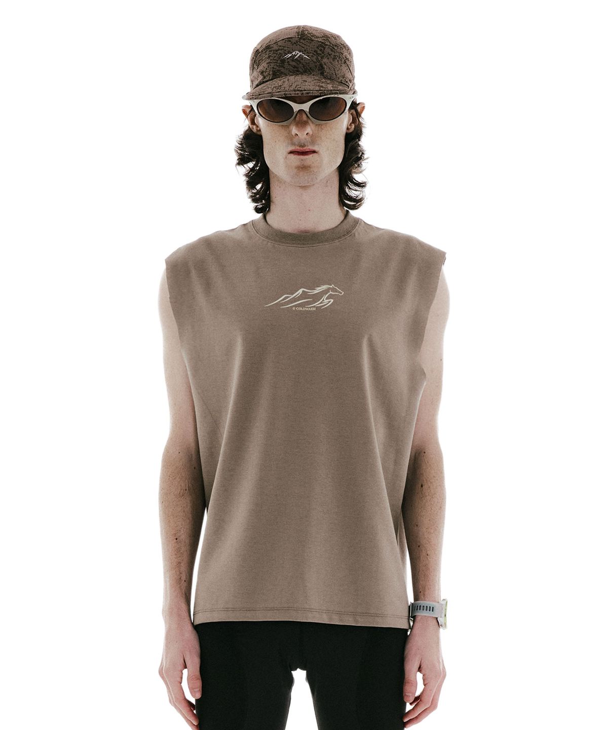콜드웜(COLDWARM) Gallop Graphic Sleeveless (Savannah Tan)