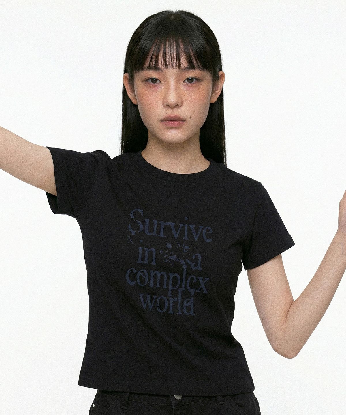 키치어리(KITSCHEERY) Survive T-shirt (Black)