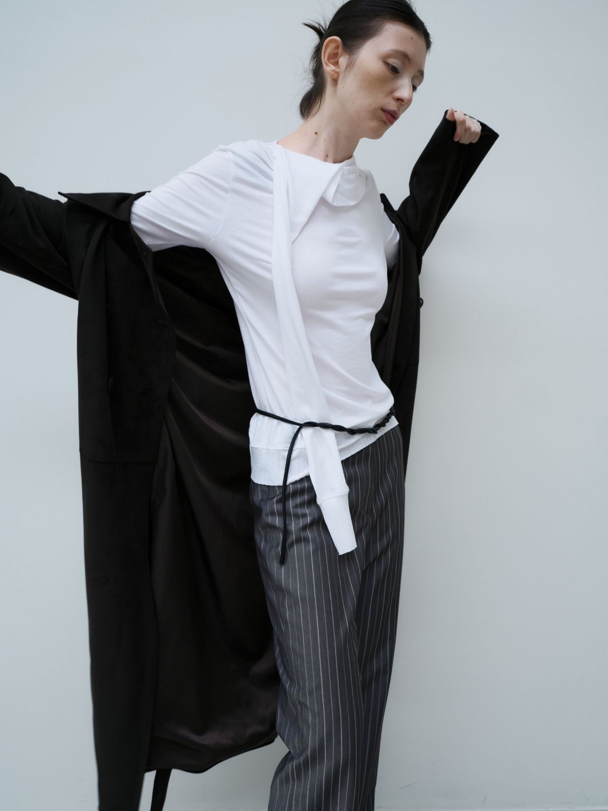 잡화룸(JABHUAROOM) SLEEVE NECK TOP, (WHITE)