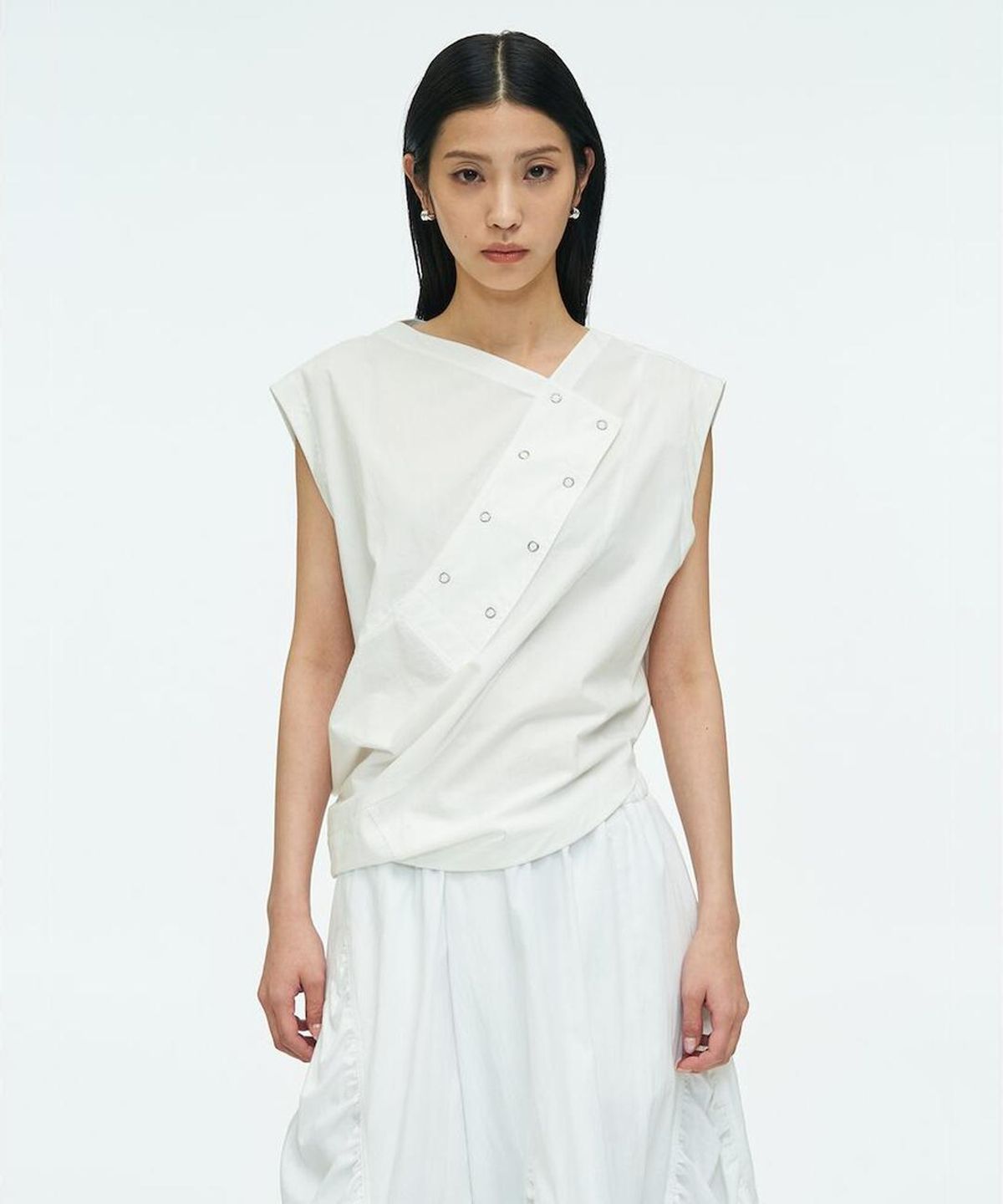앙개(ANGGAE) Checkered Blouse  White