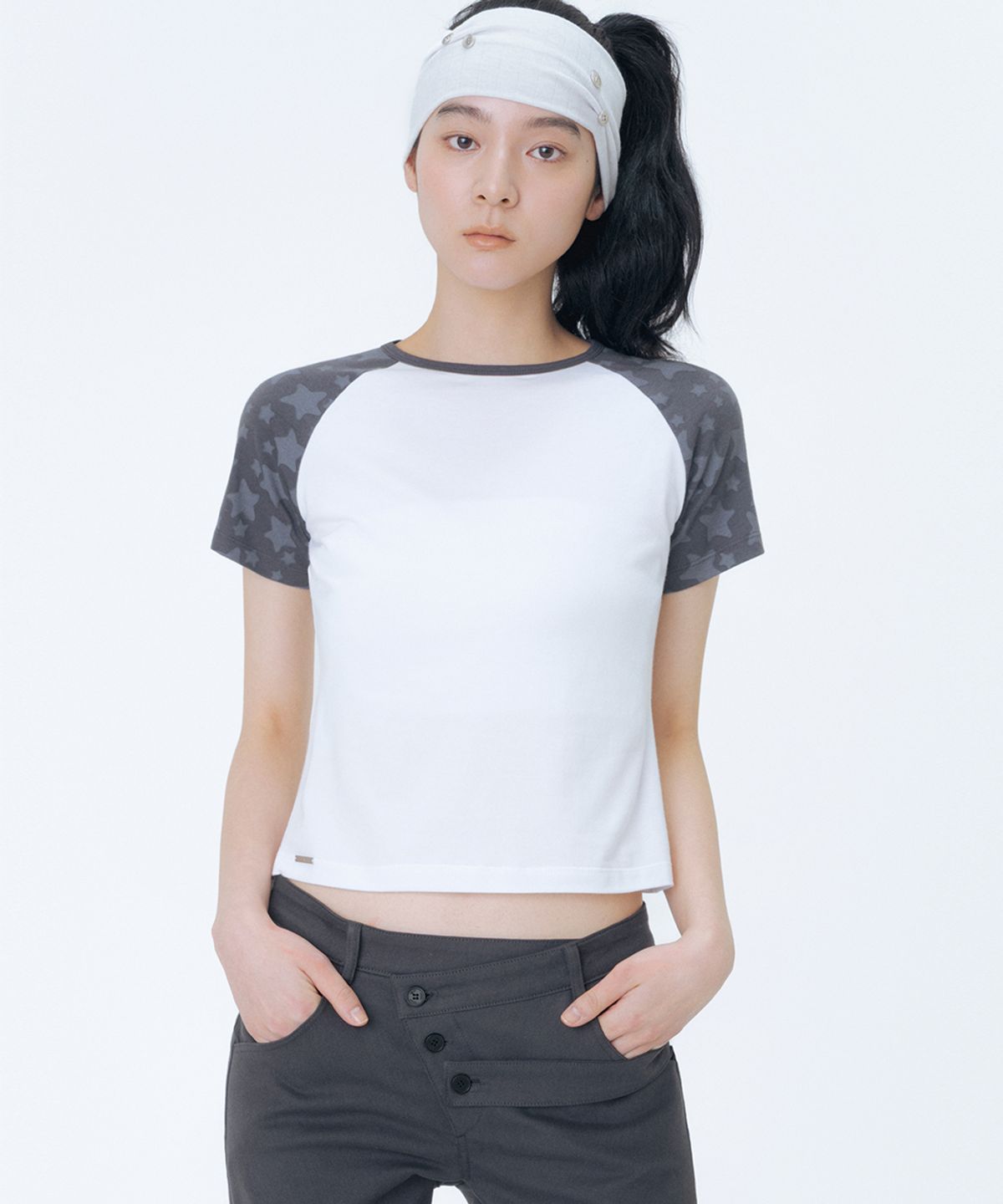 미세키서울(MISEKI SEOUL) Midnight stars raglan short sleeve WHITE