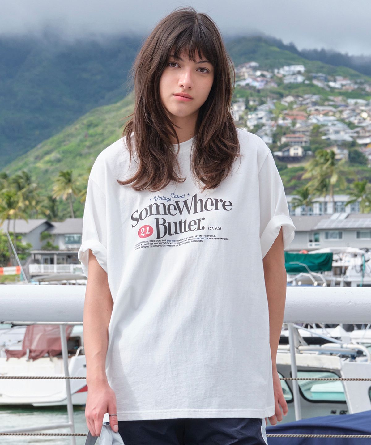 썸웨어버터(SOMEWHEREBUTTER) 21 Wave Logo Over-Fit Top - Ivory