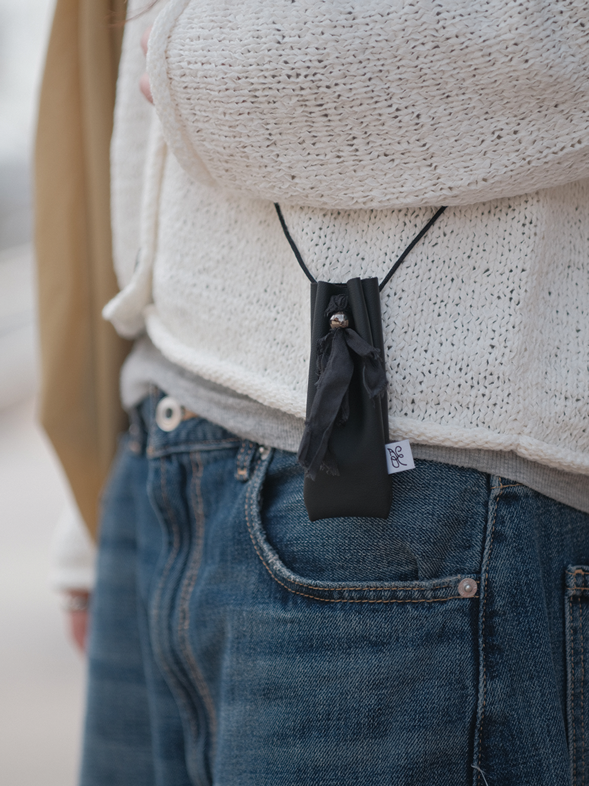 아코크(ACOC) Lip Bag_Black