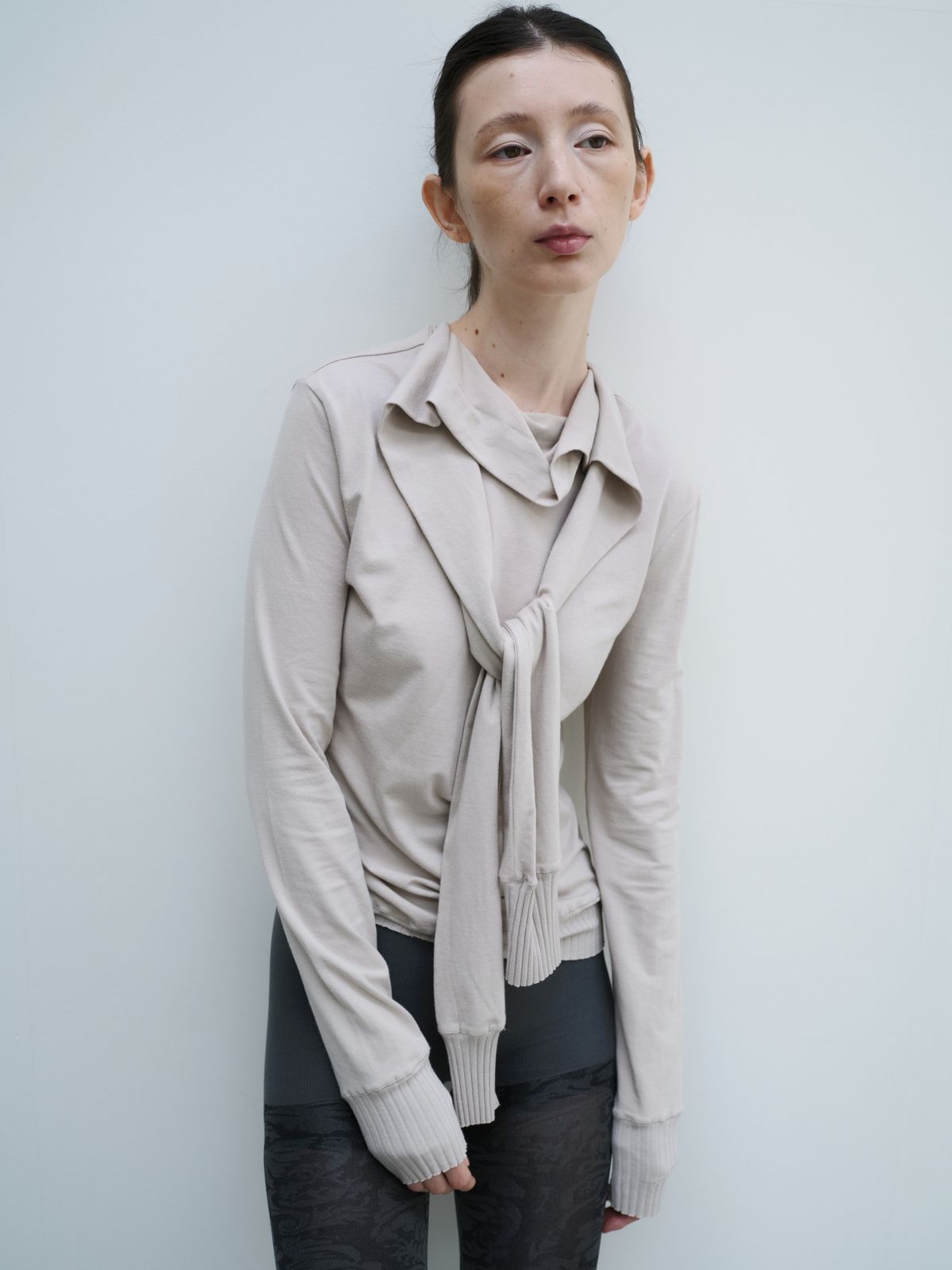 잡화룸(JABHUAROOM) SLEEVE NECK TOP, (SOFT SAGE)