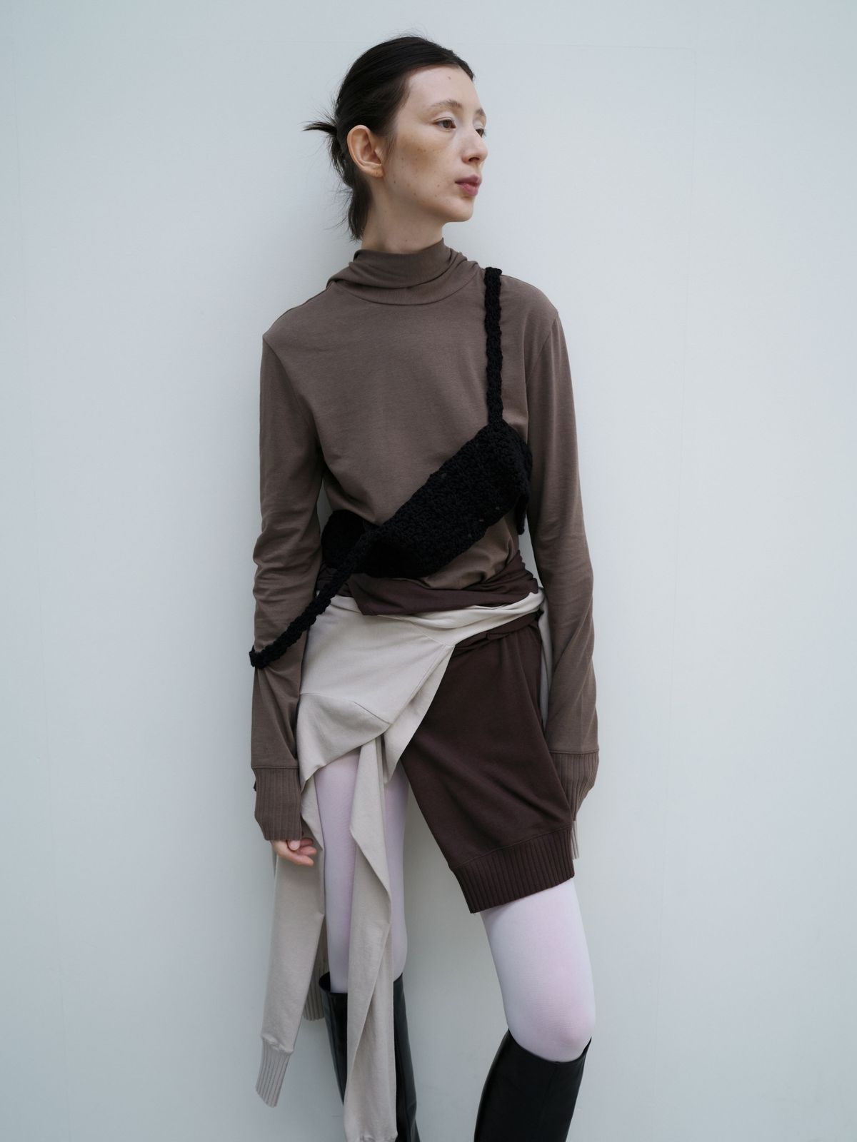 잡화룸(JABHUAROOM) SLEEVE NECK TOP, (KHAKI BEIGE)