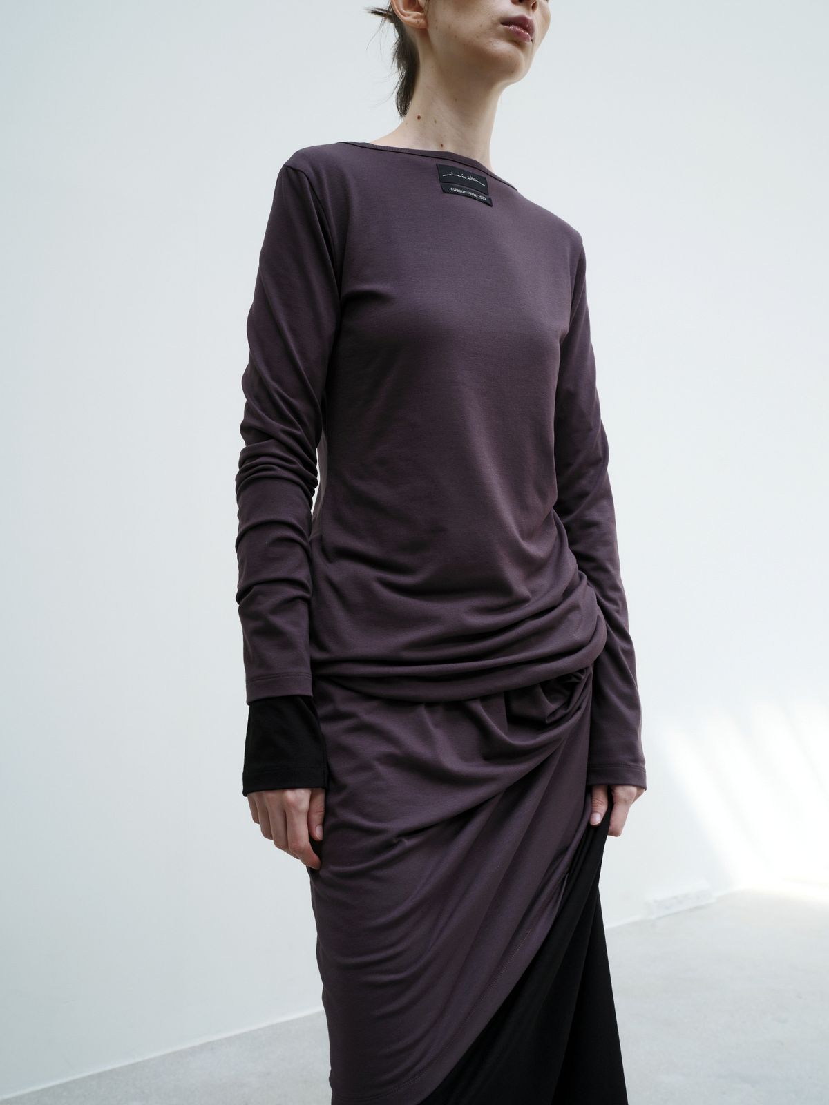 잡화룸(JABHUAROOM) MAXI TAG DRESS, (PURPLE BROWN)