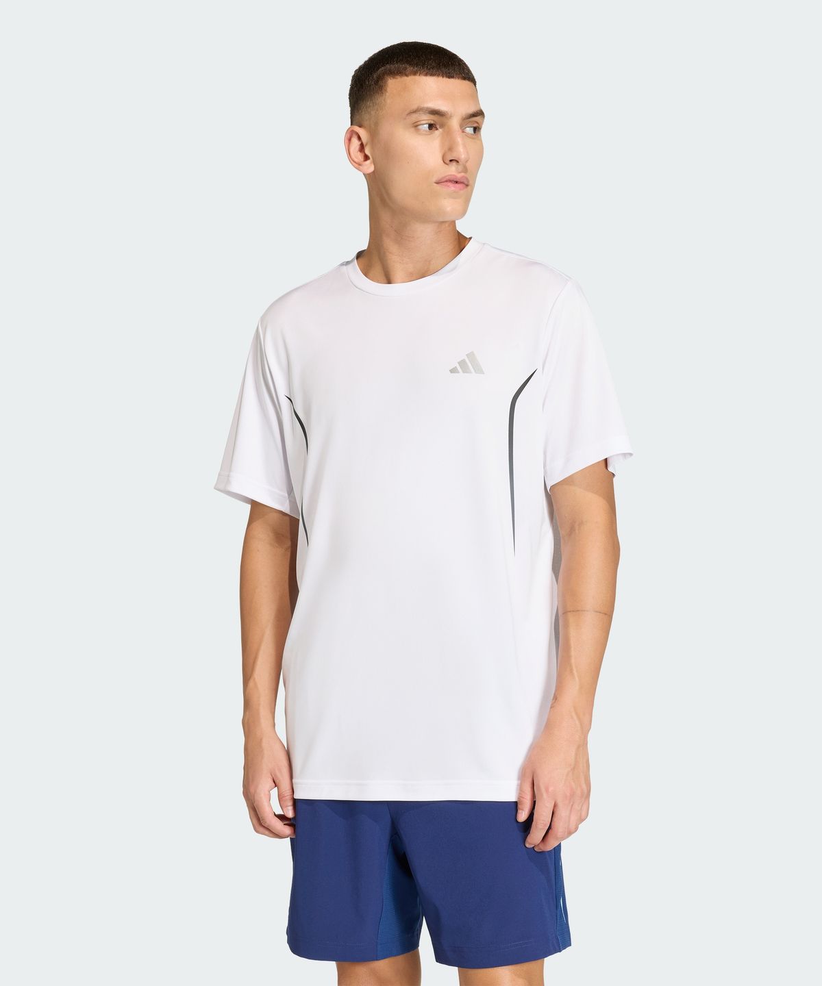 아디다스(ADIDAS) 테크 어패럴 티셔츠 KE4899