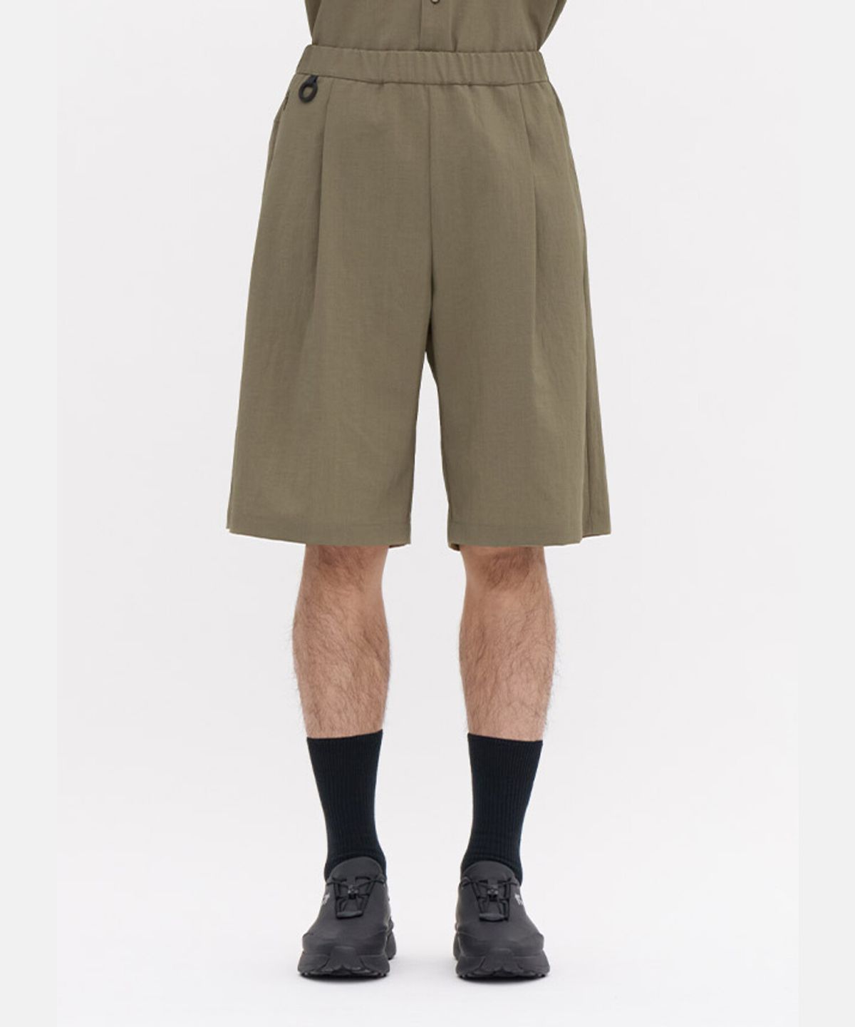 데상트(DESCENTE) [ALLTERRAIN I/O] LINEN LIKE SHORTS 베이지 SR211KHP51