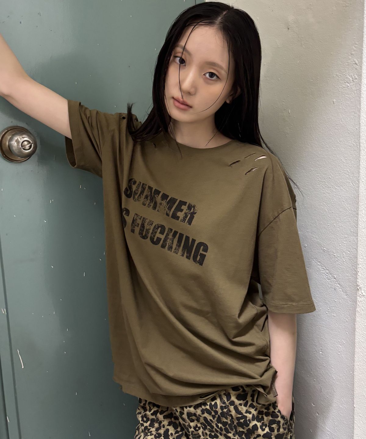 데프가먼츠(DEFGARMENTS) PIG SUMMER T-SHIRTS [KHAKI]