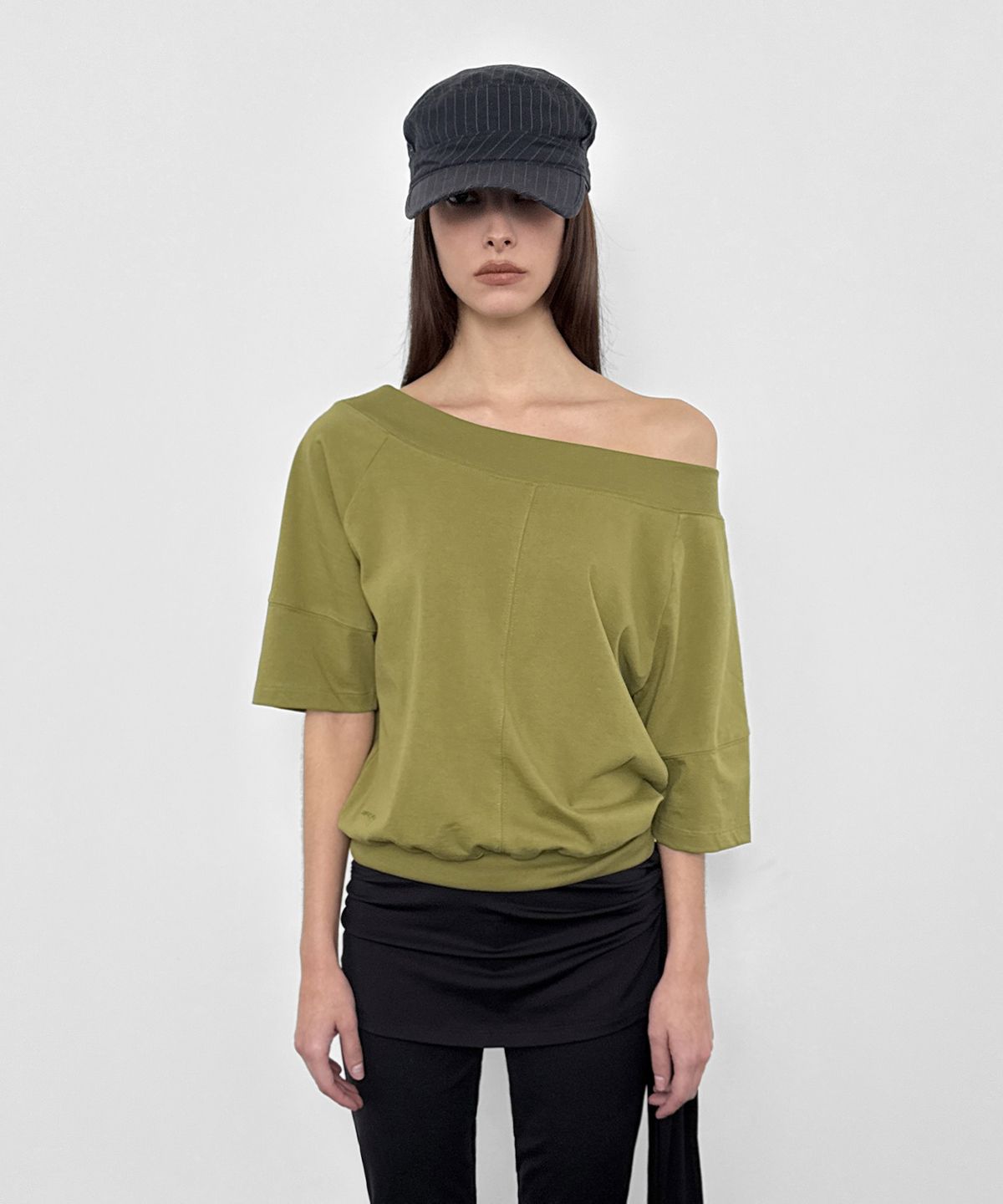 샌드릭(SANDRIC) Multi-Neck Tee_Olive