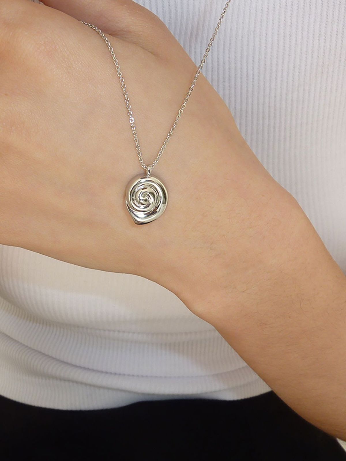 어빗모어(ABITMOR) SPIRAL ENERGY NECKLAACE