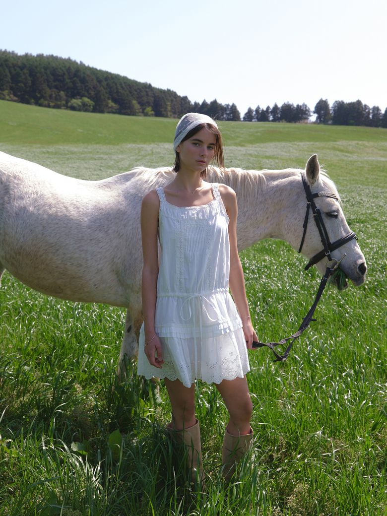 [2nd] Elderberry lace mini dress (white)