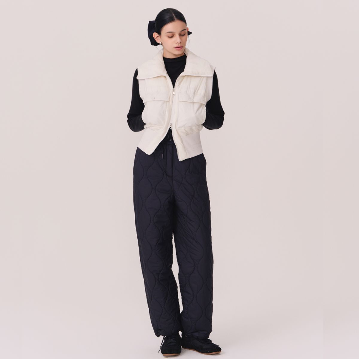 위뜨(HUIT) 웨이브퀼티드 패딩팬츠 HTWPN5L14T